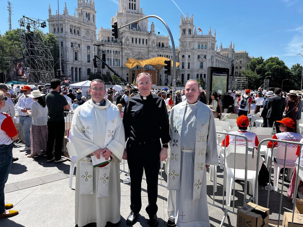 Las imágenes de los castellonenses en el histórico Corpus junto al Papa León en Madrid Las imágenes de los castellonenses en el histórico Corpus junto al Papa León en Madrid