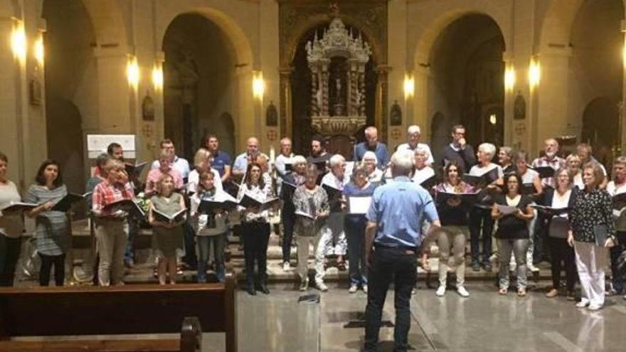 Cincuenta voces juntas en San Nicolás