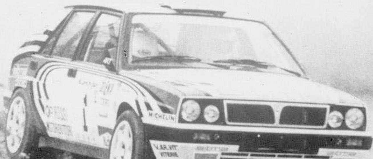 Fabrizio Tabaton, al volante del Lancia Delta Integrale, en el tramo espectáculo del barranco de La Ballena de 1992.