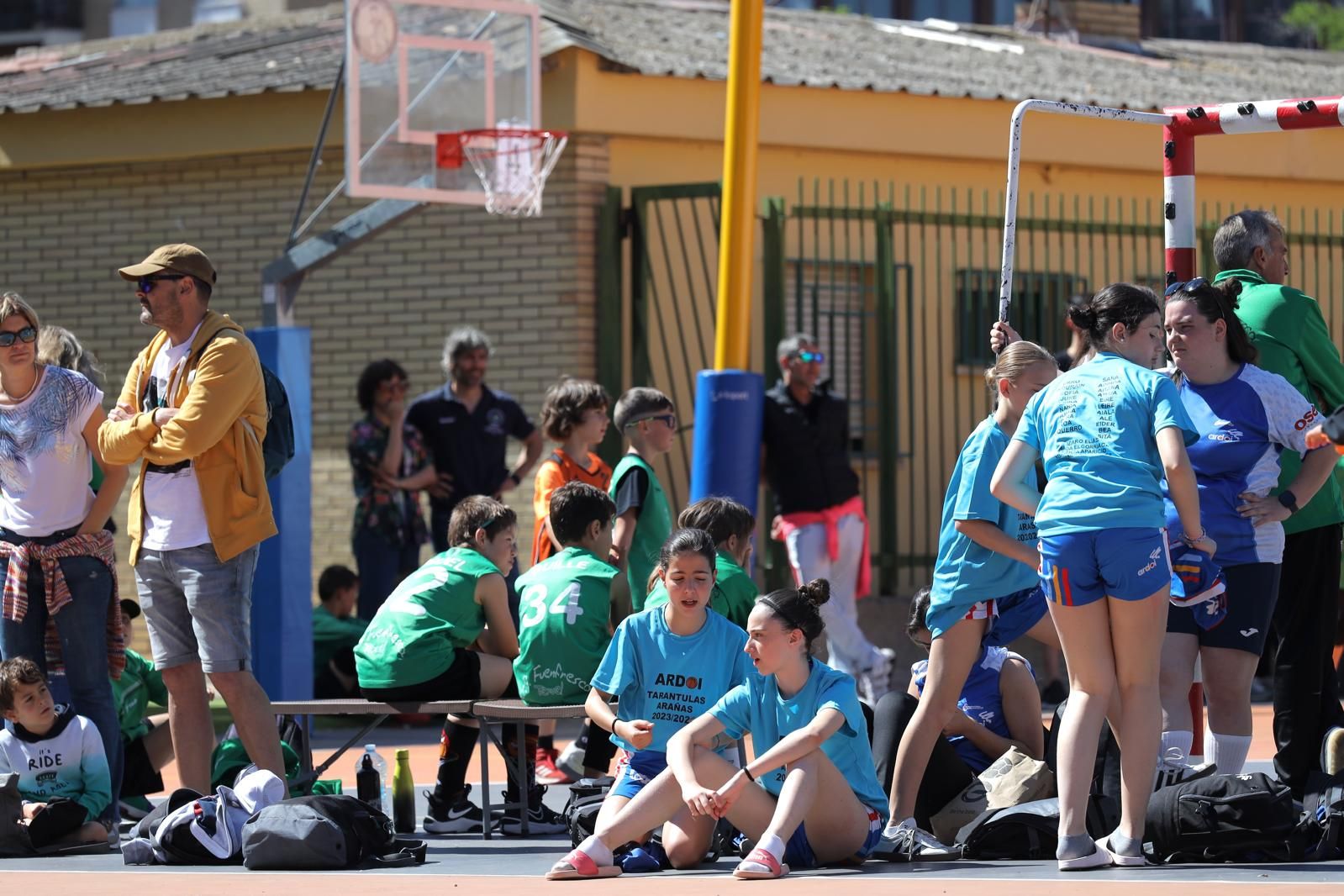 En imágenes | El XXI torneo de baloncesto Doctor Azúa congrega a 1.200 participantes