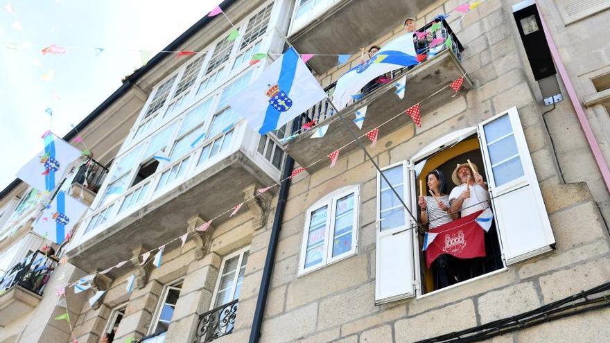 Un Día das Letras Galegas de balcón en balcón