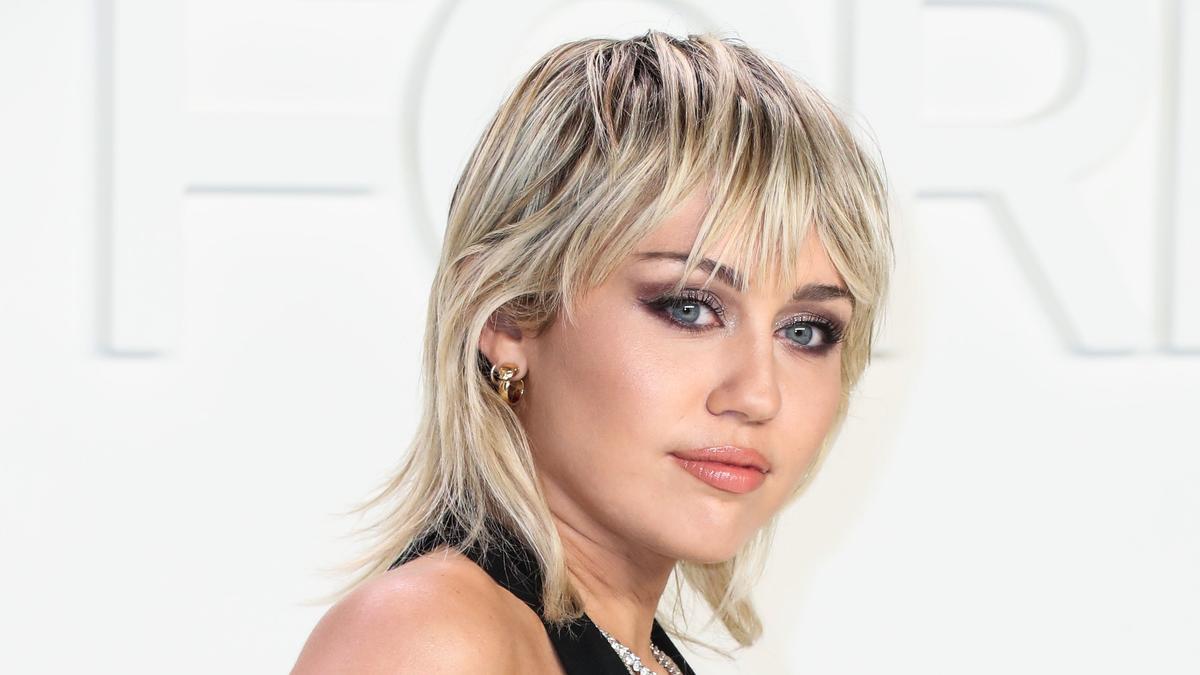 Así anuncia Miley Cyrus que vuelve a estar soltera y abierta al amor