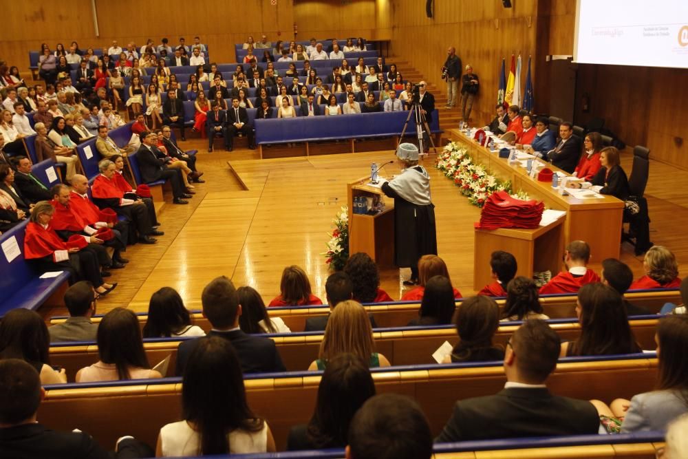 Graduación de "Teleco" y Derecho Económico