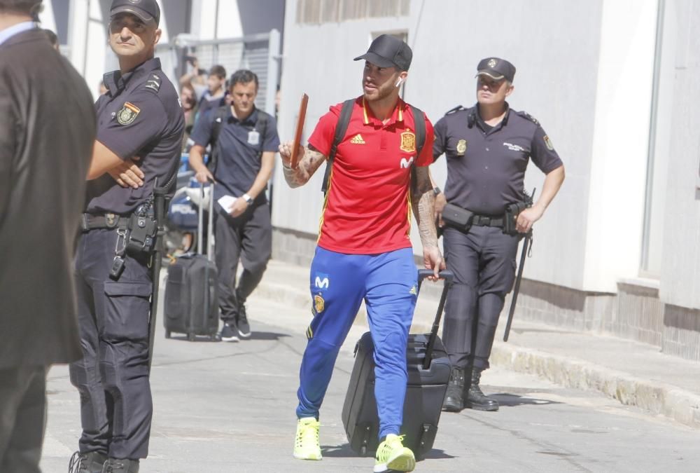 Los jugadores de la Selección llegan a Alicante