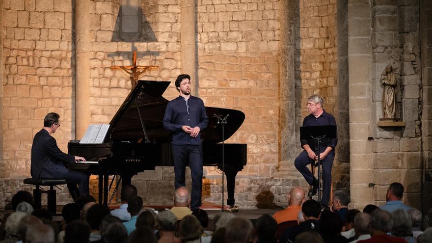 El concert del baríton André Schuen, el pianista Daniel Heide i l'actor Pere Arquillué a la Schubertíada de Vilabertran.