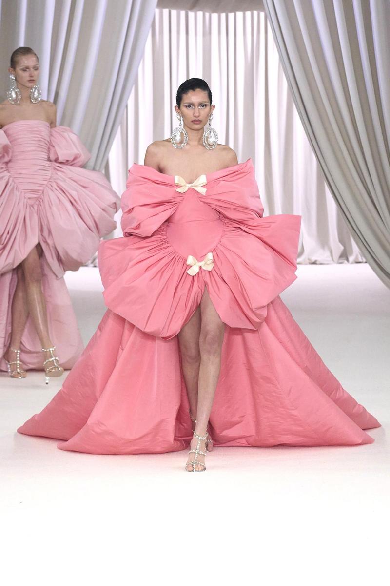 Giambattista Valli Alta Costura Primavera Verano 2023