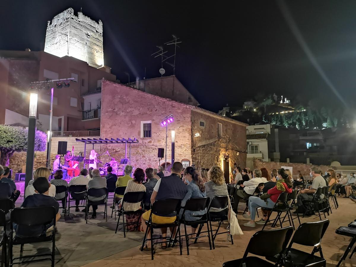 Los cinco grandes conciertos del festival tienen por objetivo realizar un viaje por la música a través de los sentidos y emociones.