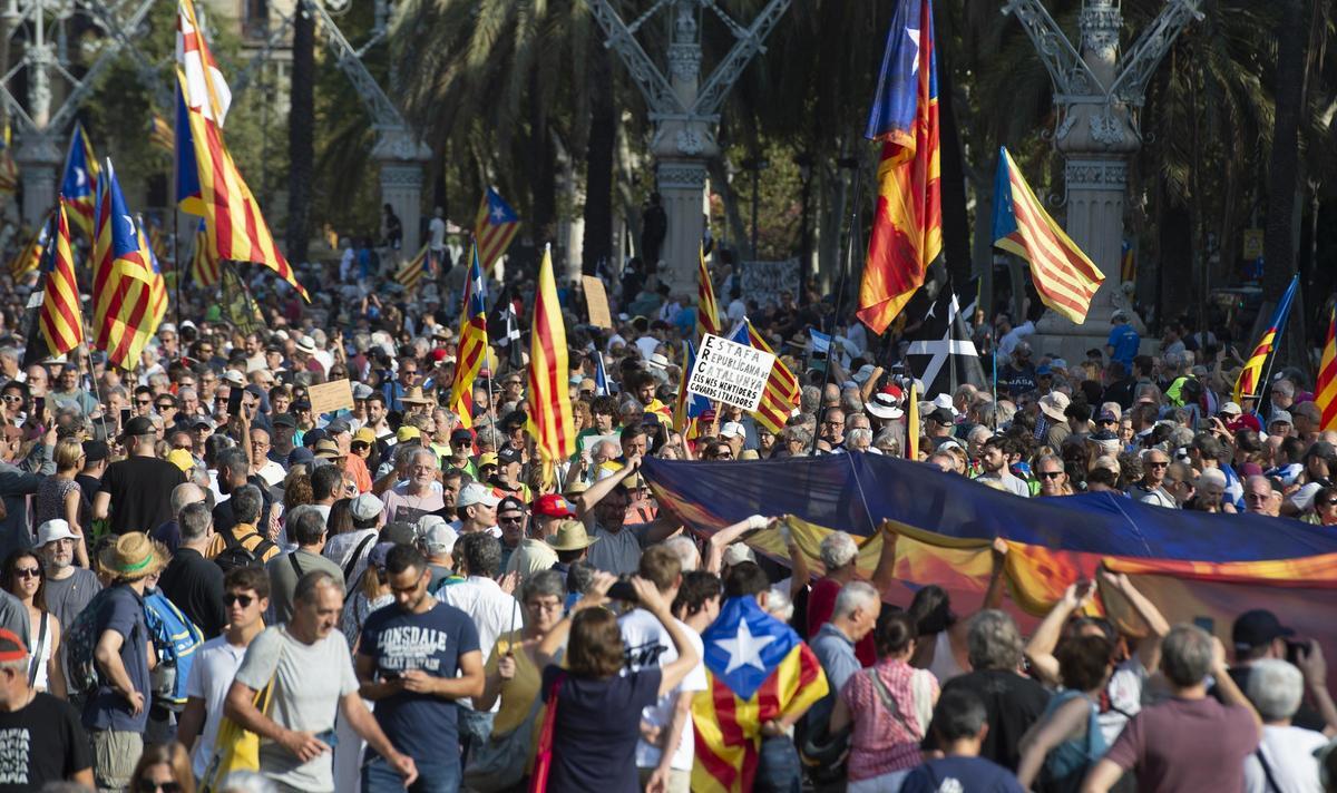 Puigdemont aparece en Barcelona después de siete años