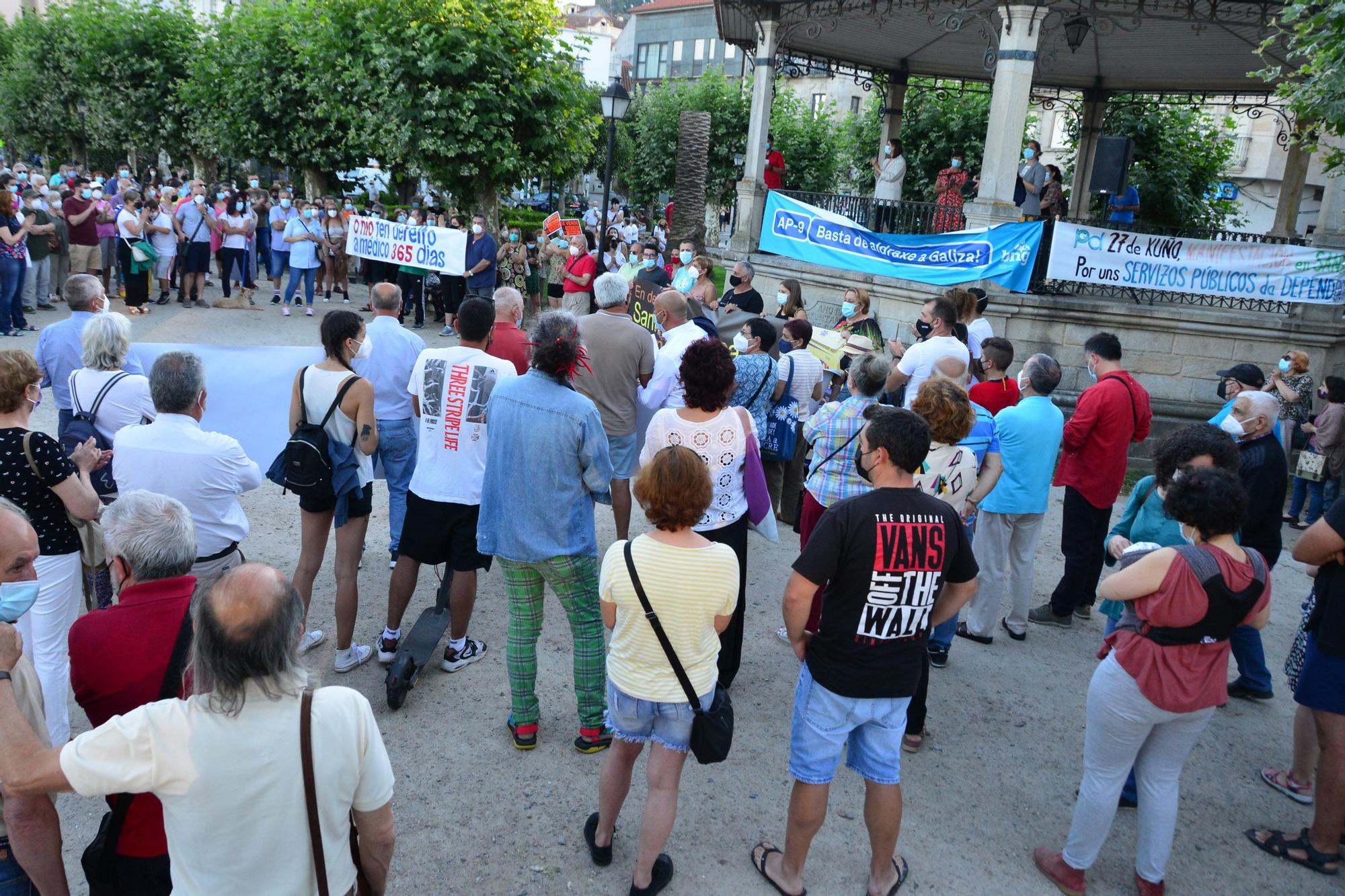 Marcha por la sanidad pública en Cangas