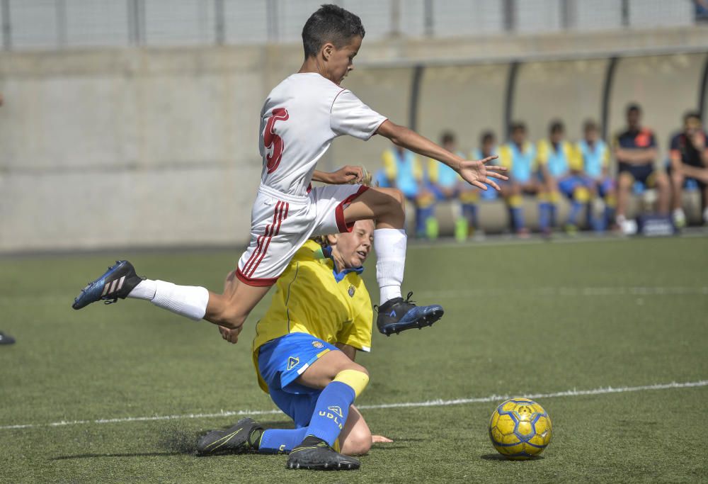 LAS PALMAS DE GRAN CANARIA.13/05/2017. Encuentro entre UD Las Palmas --Huracan (categoría Alevin. FOTO. J. PÉREZ CURBELO