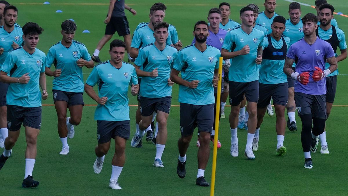 Los blanquiazules se ejercitaron ayer en La Rosaleda.