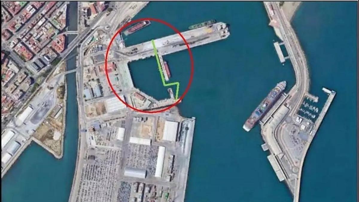 Zona donde se construirá el nuevo muelle 8 para mercancías en el Puerto de Málaga.