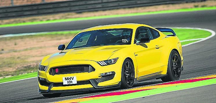 Ford, el poder del óvalo en circuito