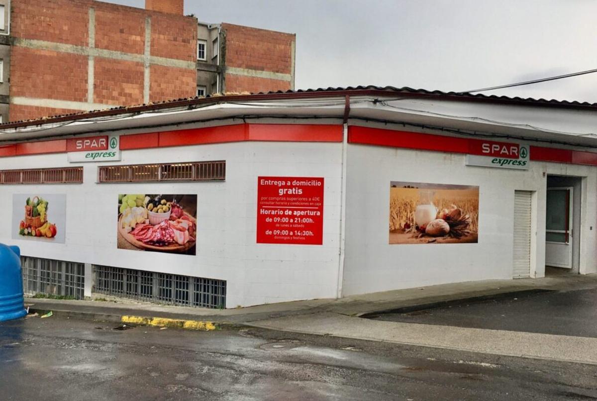 Supermecado Spar de Camariñas.