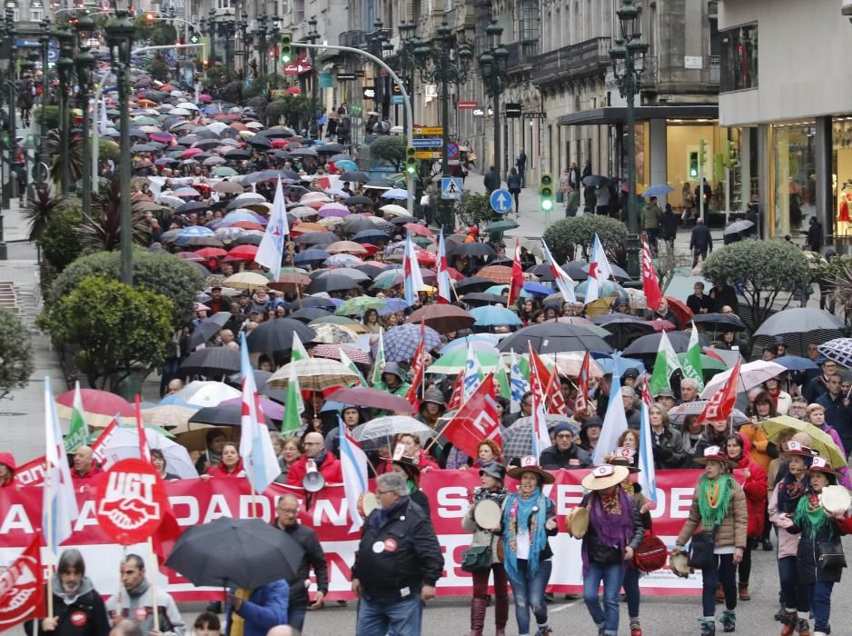 Miles de manifestantes piden una sanidad pública de calidad // Alba Villar