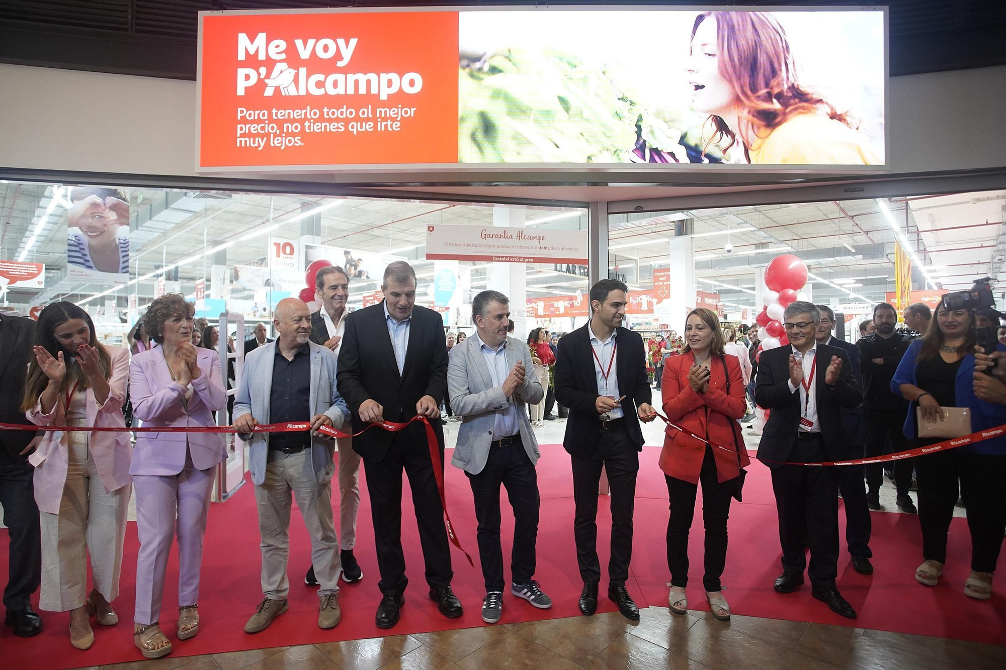 Les imatges de la inauguració del nou supermercat Alcampo de l'Espai Gironès