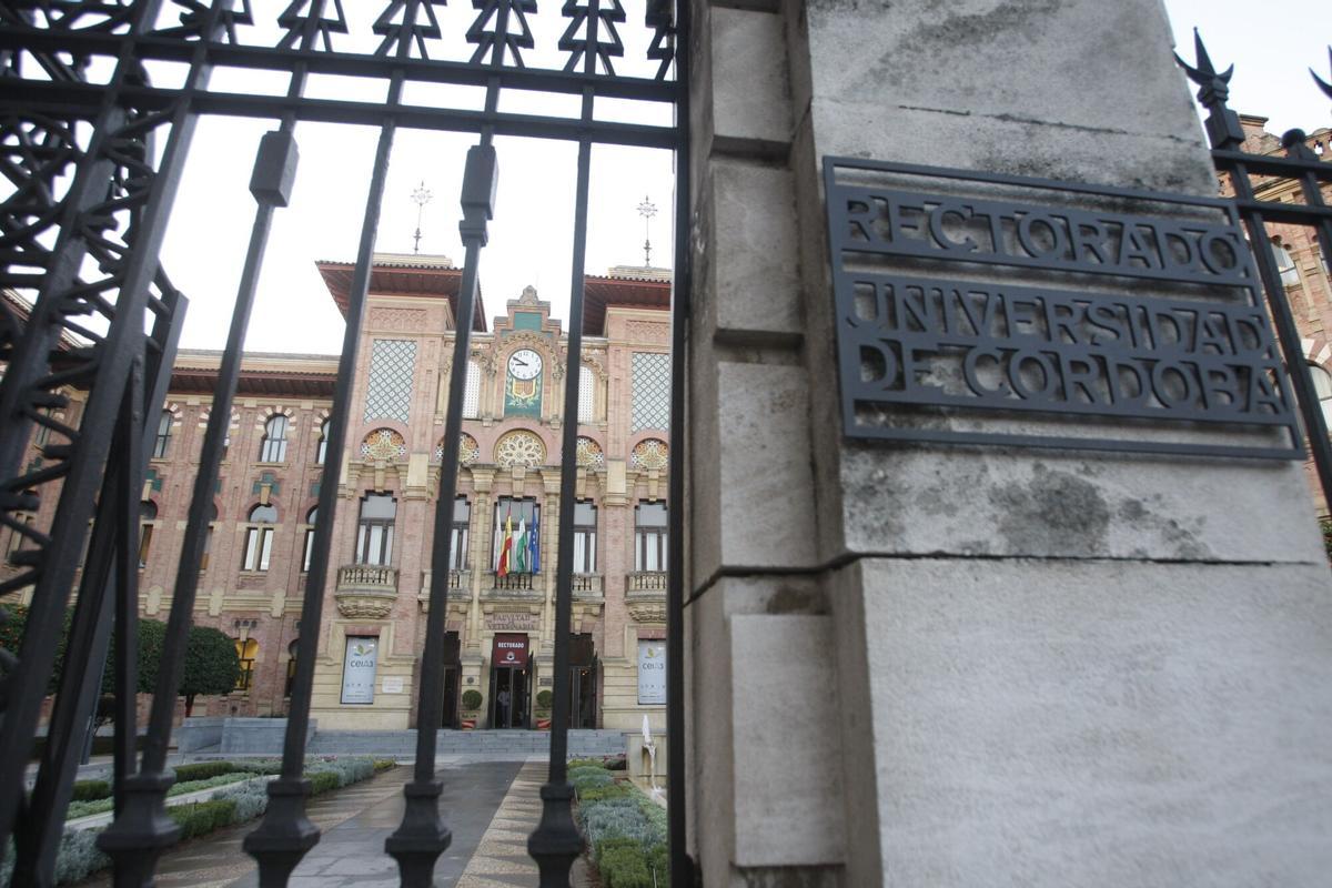 fachada edificio sede rectorado de la uco