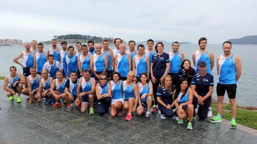 Integrantes del Club Atletismo Baiona. // Valmiñortv.com