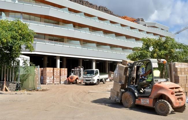 EDIFICIO OCUPAS HOTEL NORUEGOS MOGAN PLAYA