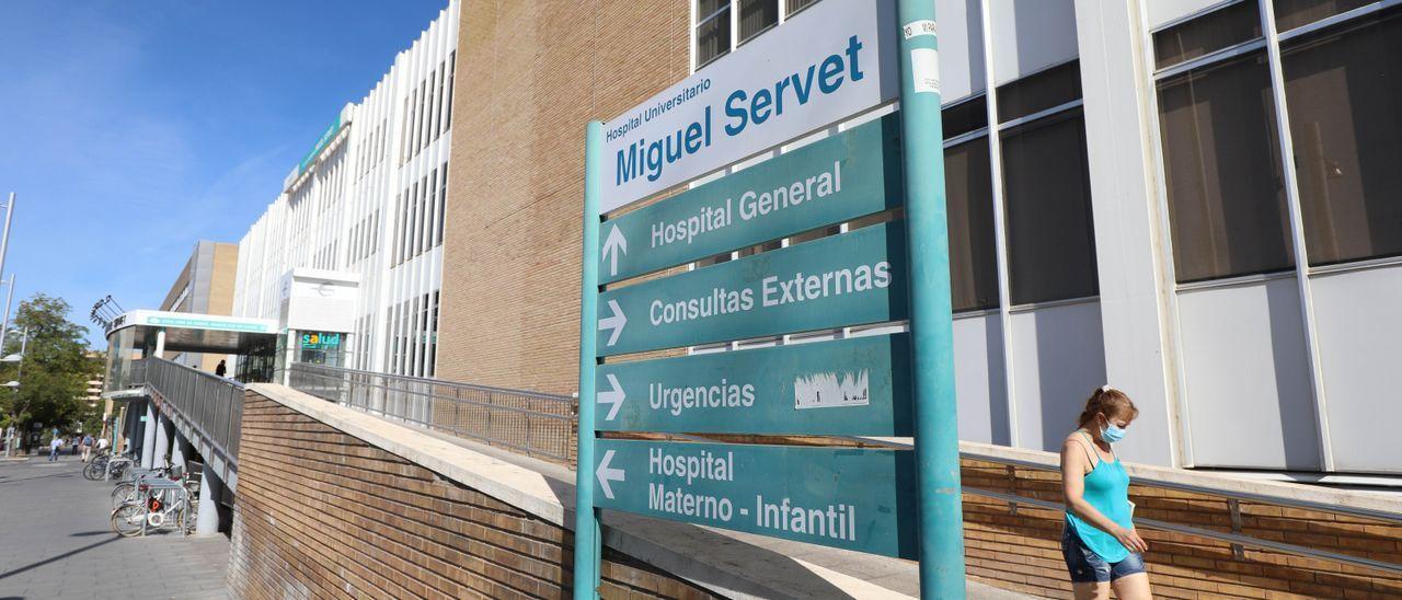 El acceso al Hospital Miguel Servet de Zaragoza.