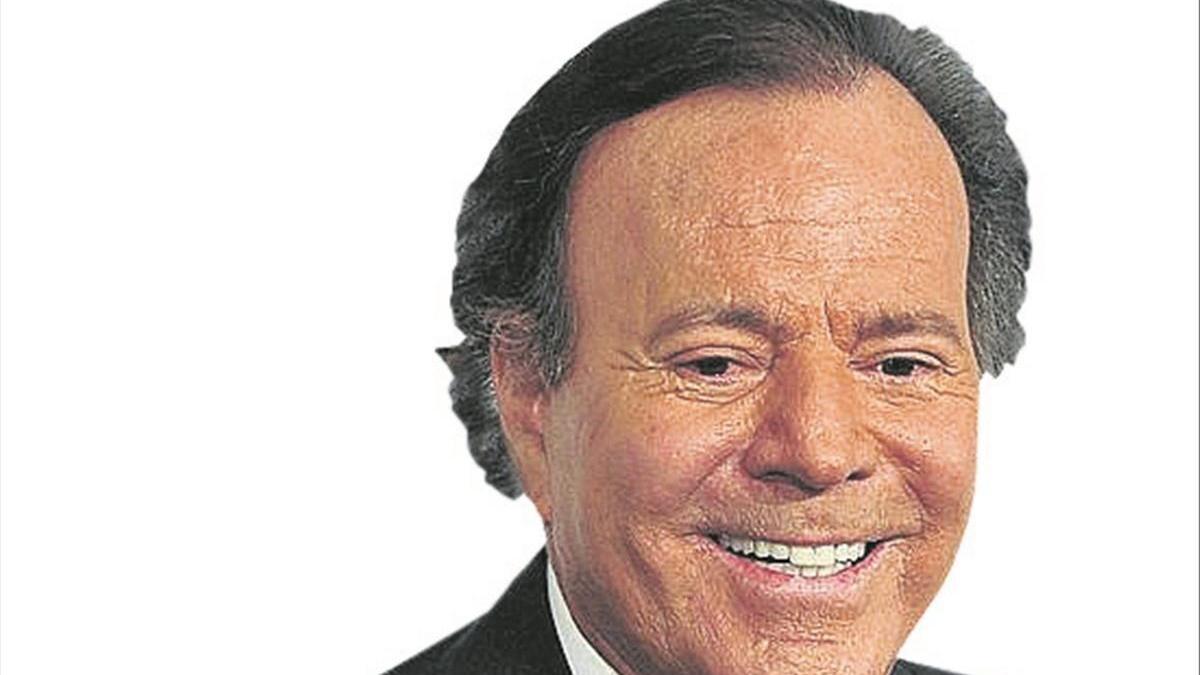 La defensa de Julio Iglesias cuestiona la validez de su prueba de su paternidad