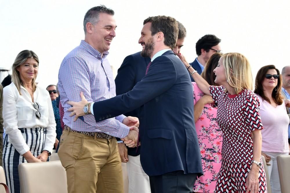 Encuentro de Pablo Casado (PP) con hoteleros en el sur de Gran Canaria