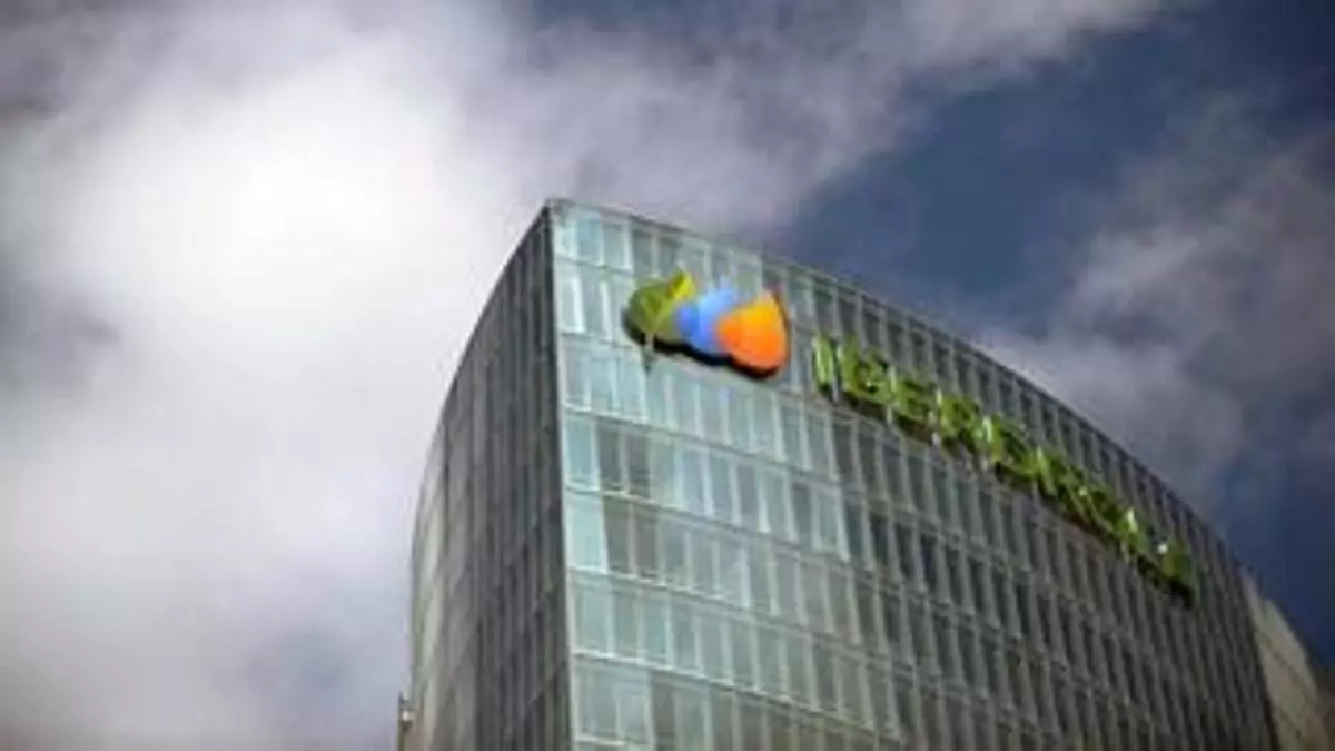 Guerra entre Iberdrola y Repsol: la eléctrica demanda a la petrolera por 'greenwashing'