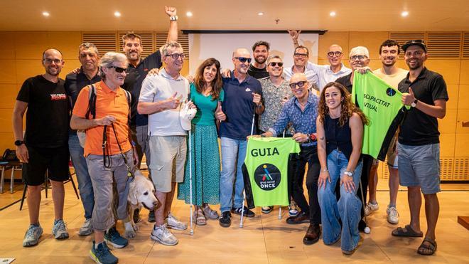 Éxito en la presentación del documental 'La meta invisible' en la ONCE: "Correr es la válvula de escape de todo aquello que te carga"