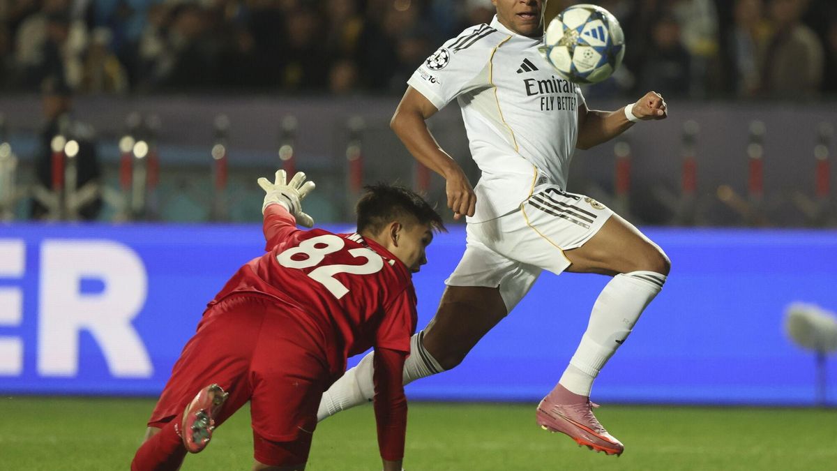 Un triplete de Mbappé certifica una goleada de trámite en Kazajistán