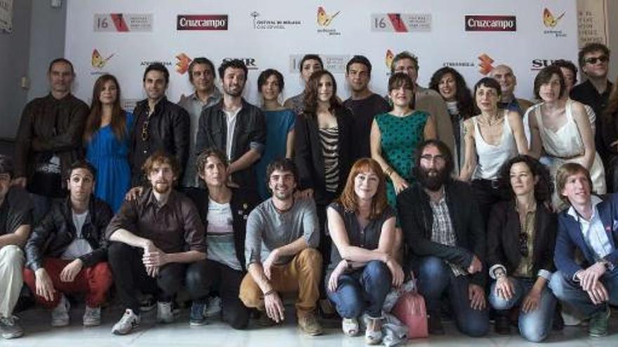 El coruñés Mario Casas gana el premio a mejor actor en el Festival de Málaga