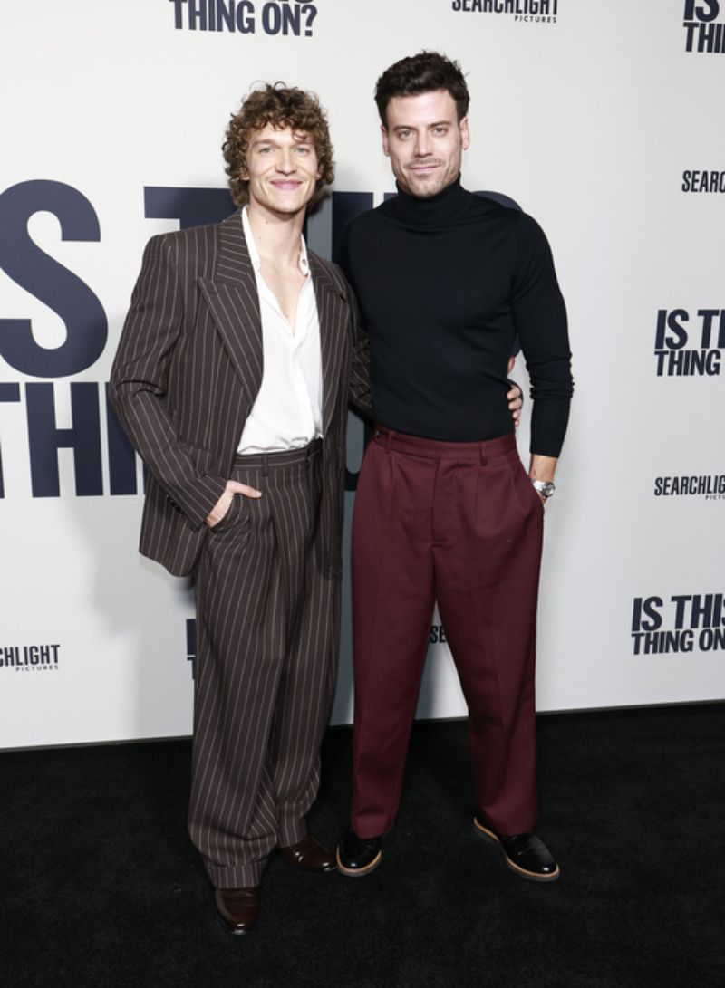 Francois Arnaud y Connor Storrie podrían estar saliendo, o eso dicen sus fans tras pillarles en NY