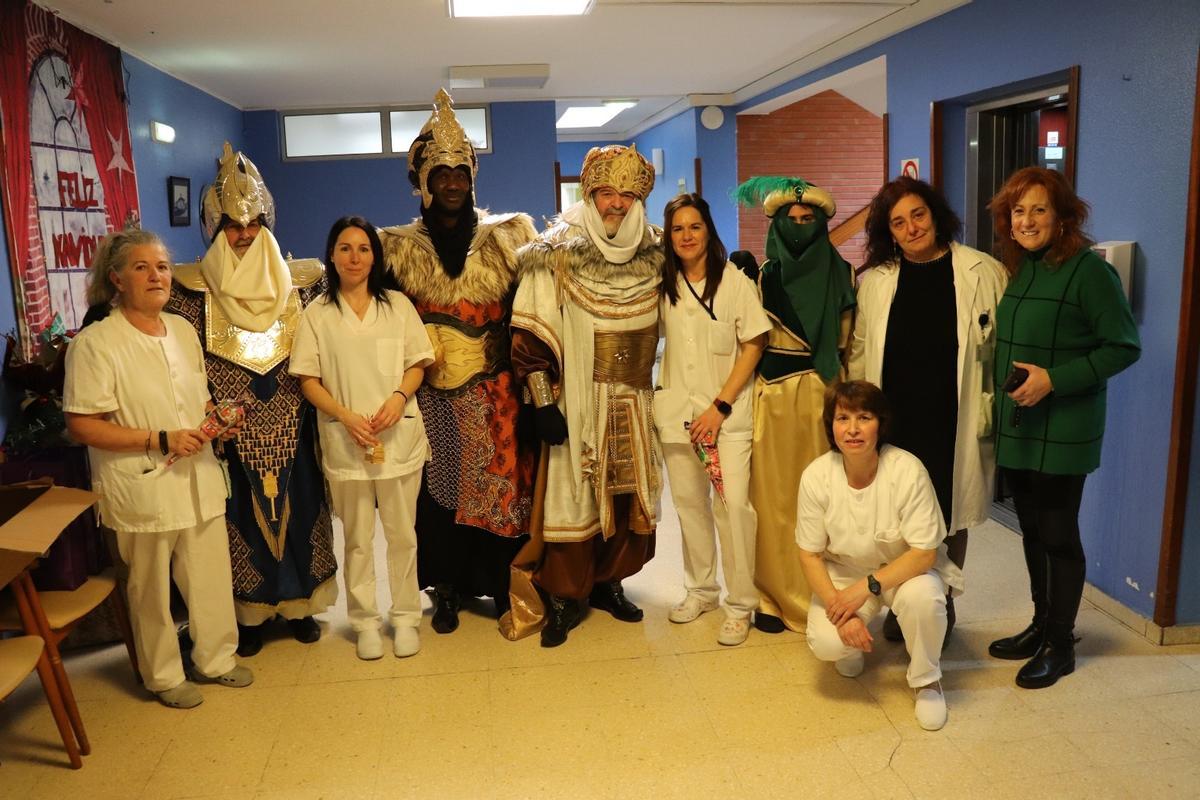 EN IMÁGENES: APOTEOSIS DE LOS MAGOS EN VILLAVICIOSA EN IMÁGENES: APOTEOSIS DE LOS MAGOS EN VILLAVICIOSA