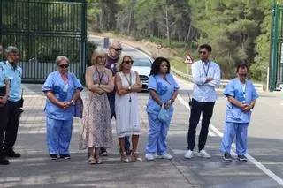 Trabajadores de la cárcel de Mas d'Enric rinden homenaje a la cocinera Núria, asesinada por un recluso hace cinco meses