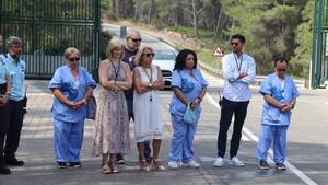 Trabajadores de la cárcel de Mas d'Enric rinden homenaje a la cocinera Núria, asesinada por un recluso hace cinco meses