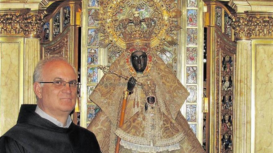 Antonio Arévalo, guardián del Real Monasterio de Guadalupe: &quot;Qué le vamos a pedir al alumno si quien ejerce la autoridad se la salta a la torera&quot;