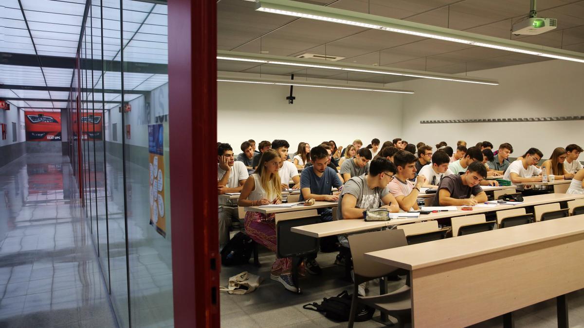Aula de la Universitat Politècnica de Catalunya (UPC).
