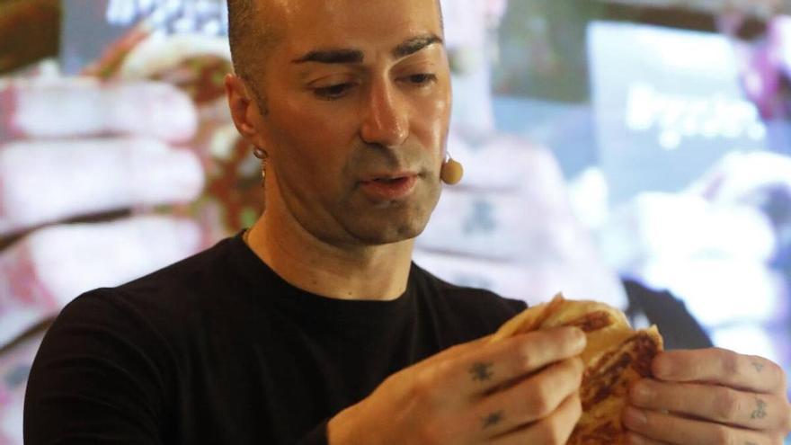 La reflexión del cocinero que convirtió un pequeño pueblo asturiano en destino Michelin: "Las aldeas dejan de ser sitios vivos para convertirse en lugares de consumo"