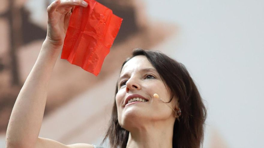 Marta Villar presenta en Betanzos &#039;Detective Ferruchi&#039;, novela ganadora del Premio Xerais 2024