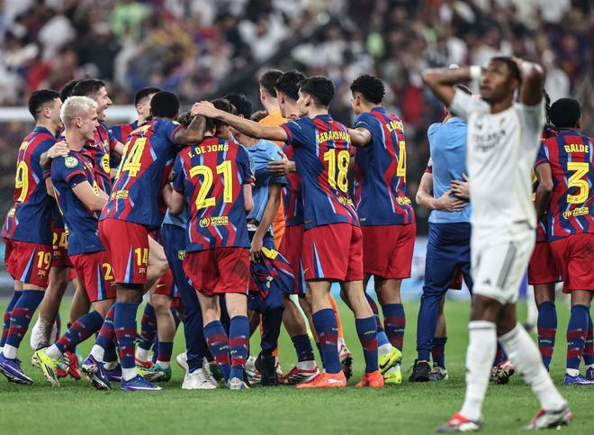 El Barça es perpetua en el seu tron