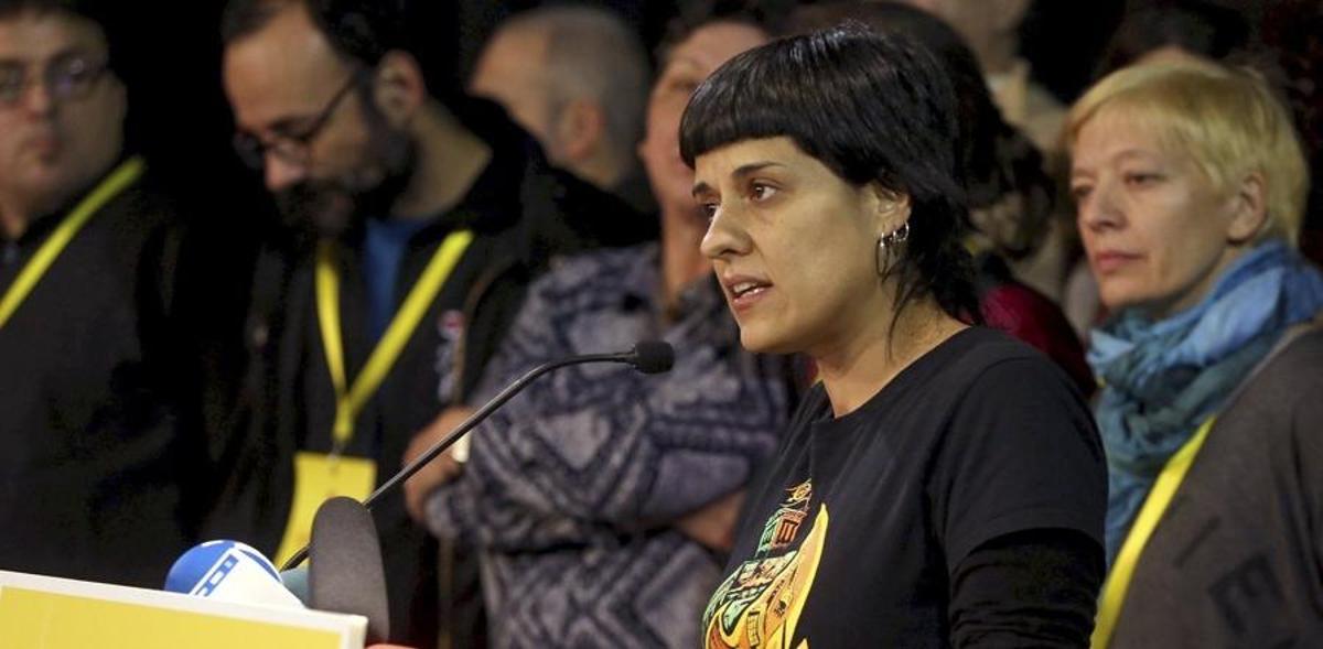 La CUP de Manresa s'ha solidaritzat amb Anna Gabriel, dirigent de l'organització, per les crítiques rebudes