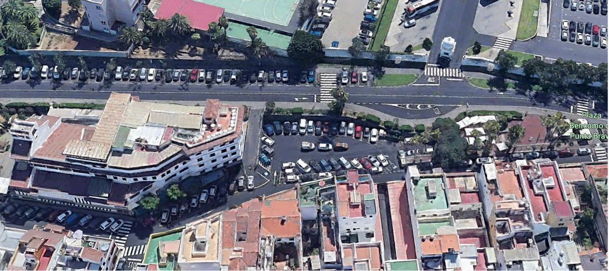 Esta es la parcela en la que se construirá el nuevo aparcamiento de Punta Brava, en Puerto de la Cruz