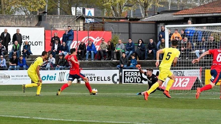 El Villarreal B pierde la tercera plaza, pero se aleja del quinto