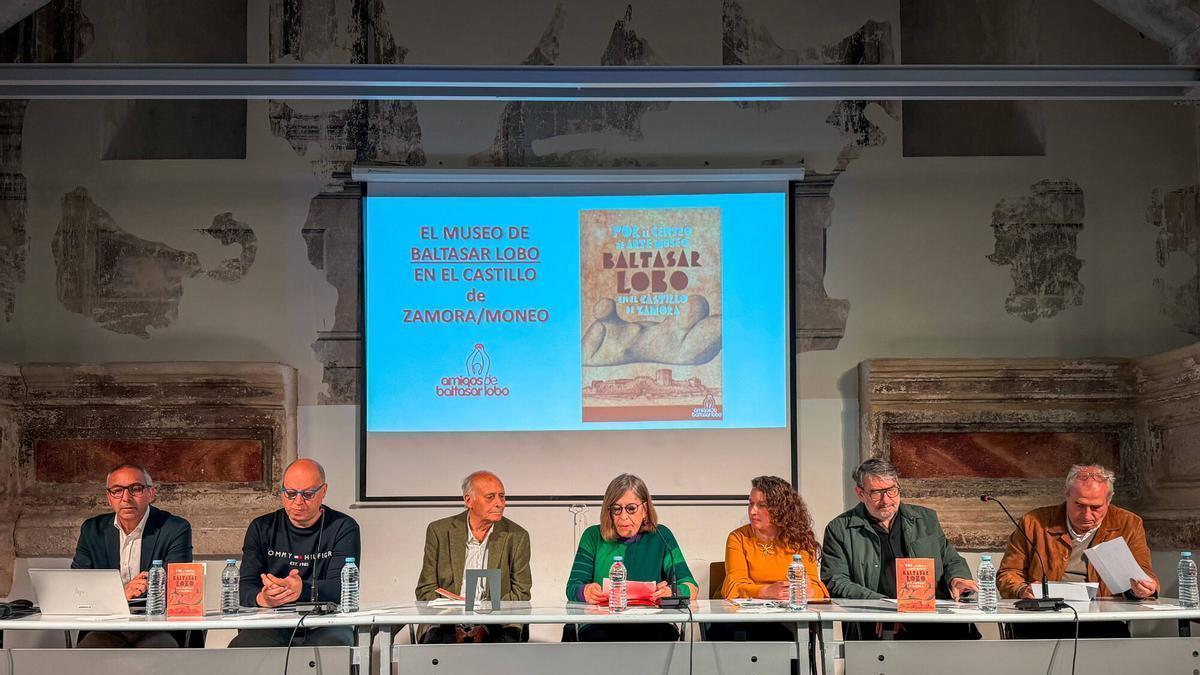 Presentación del libro "Por el Centro de Arte Museo Baltasar Lobo en el Castillo de Zamora"