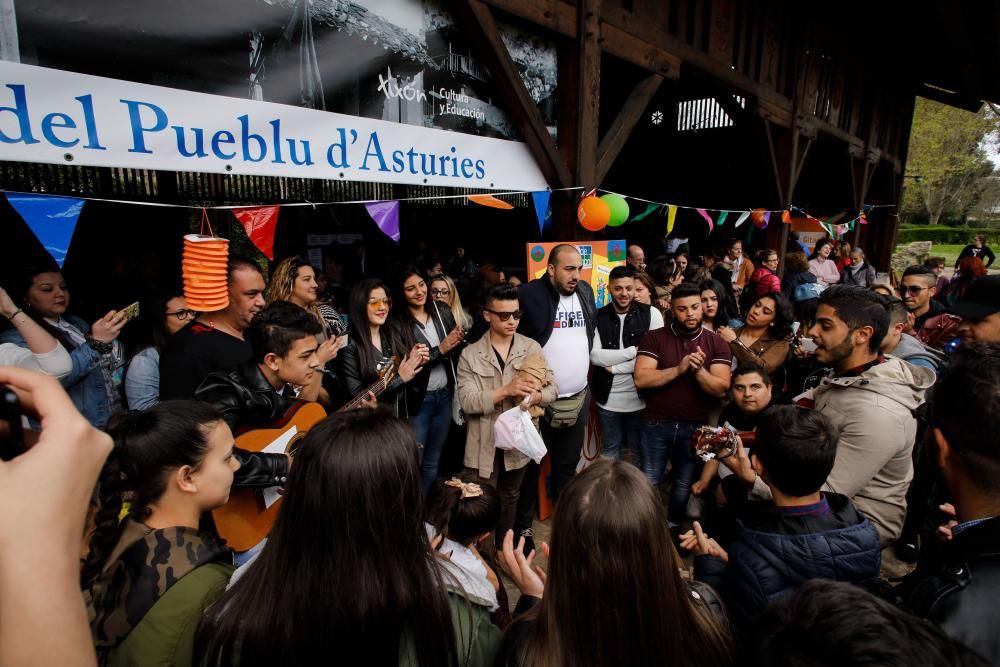 Celebración del Día Internacional del Pueblo Gitano en Gijón