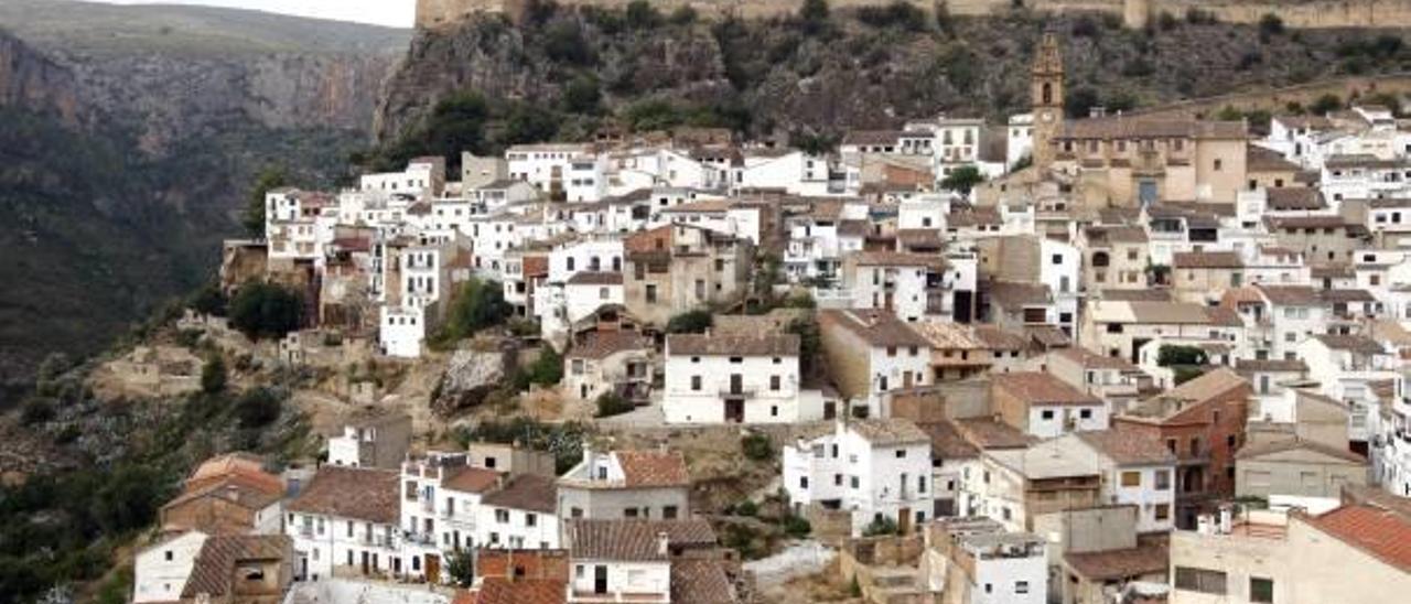 Vista panorámica del municipio de Chulilla, en la comarca de Los Serranos.