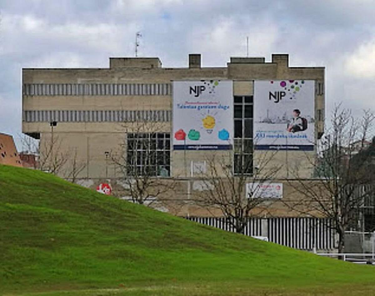 Francisco Guerrero: “Hay que darle servicios al Sagrado pero la matrícula no se encarece”