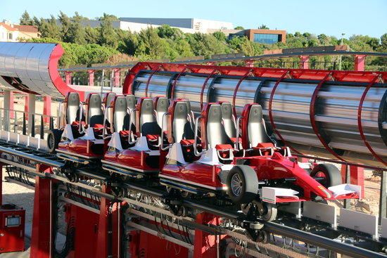 Ferrari Land mostra les seves principals atraccions