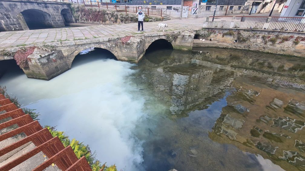 Enésimo vertido en el río Con (Vilagarcía)