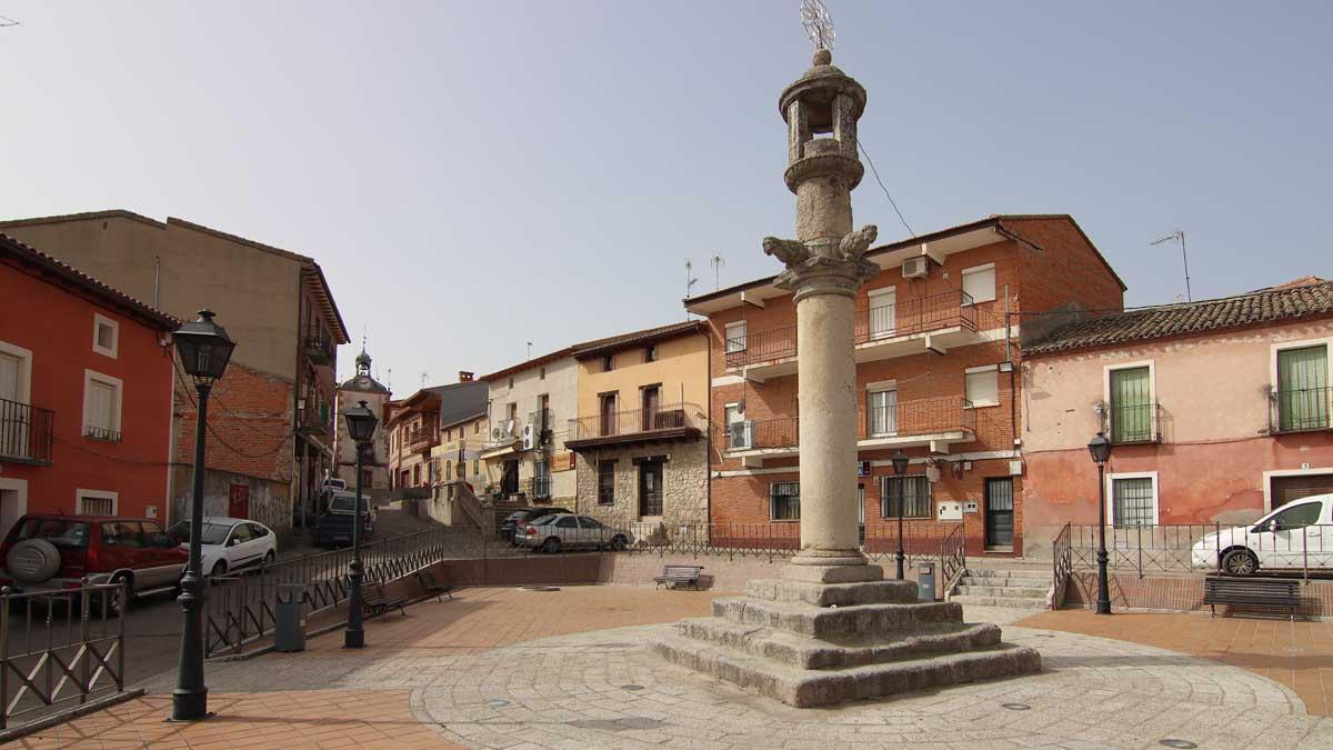 Plaza de la Constitución de Nombela