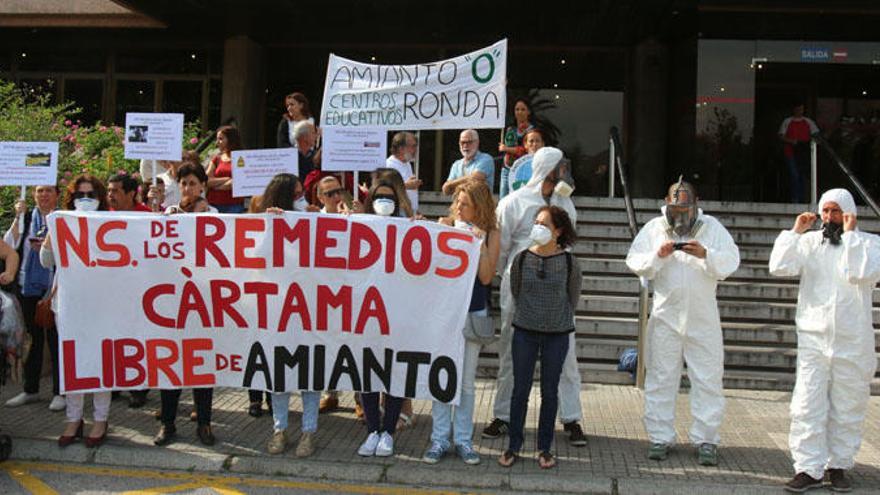 Imagen de la protesta del pasado 17 de mayo frente al Edificio Negro.